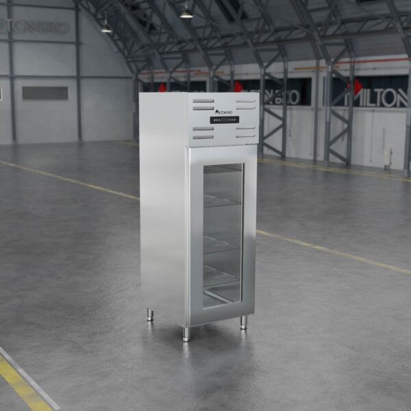 1 GLASS DOOR REACH-IN FREEZER